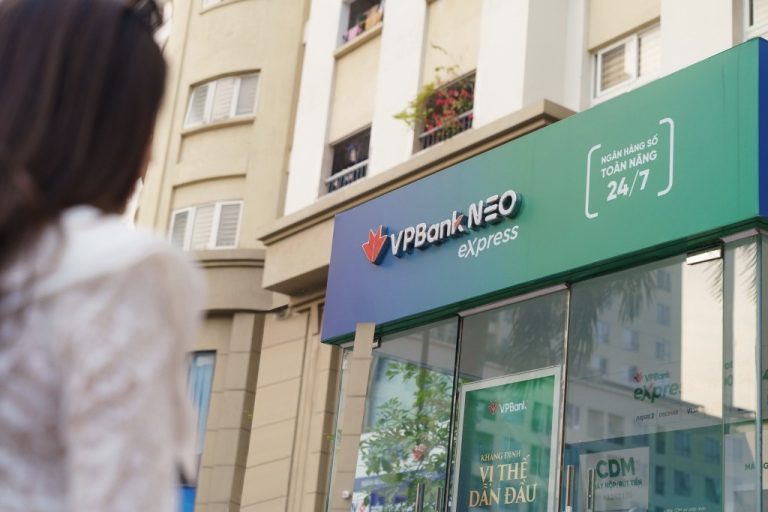 thiết kế bộ nhận diện ngân hàng